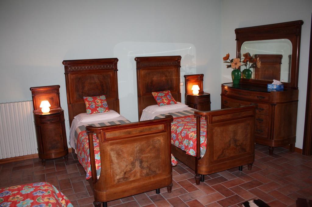 B&B La Casetta Villaromagnano Habitación foto