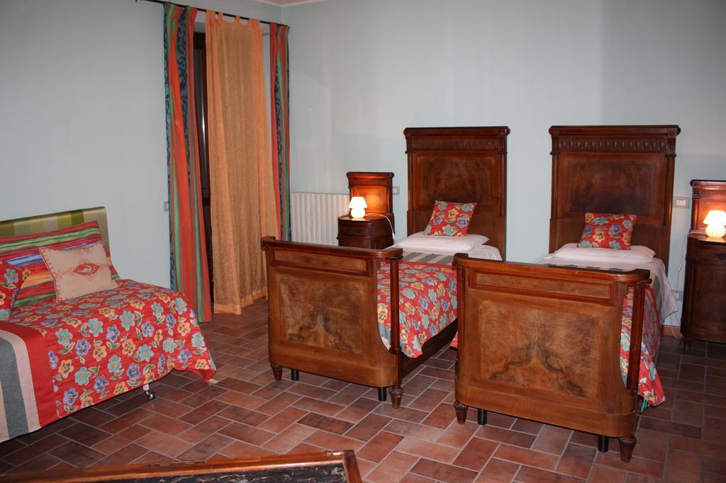 B&B La Casetta Villaromagnano Habitación foto